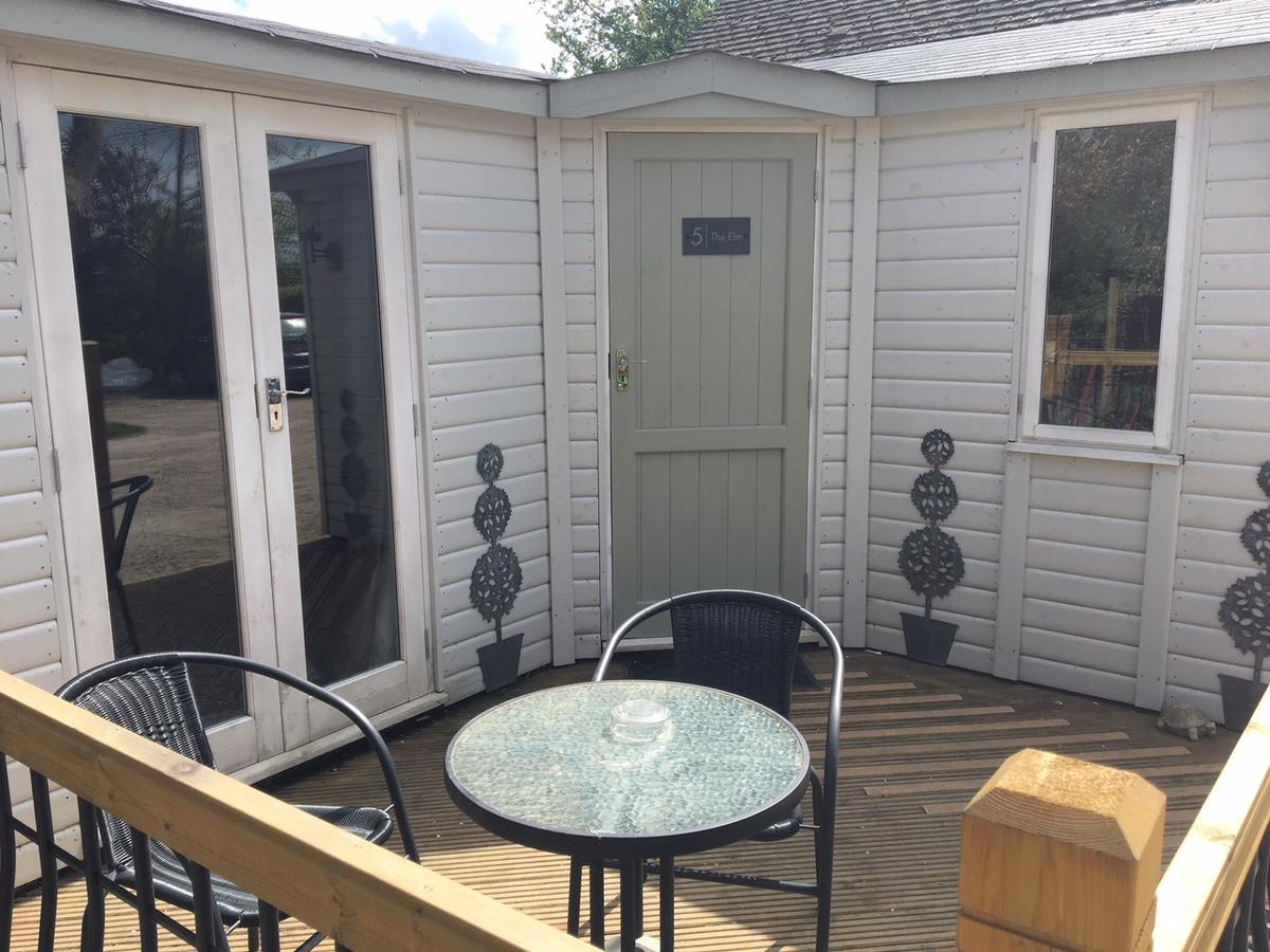 The Willows Guest House Takeley Exterior photo